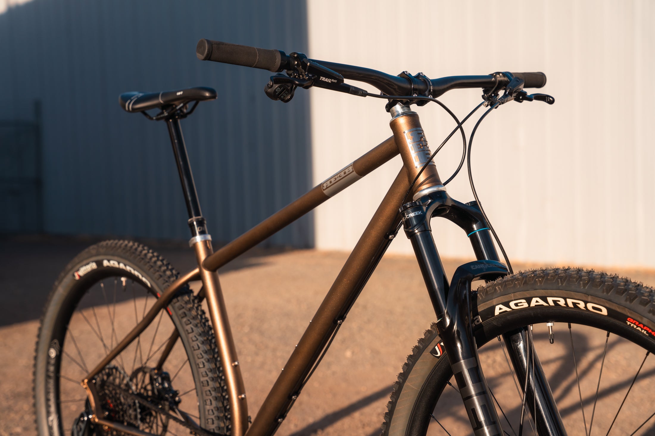 Re:Dikyelous – REEB Cycles