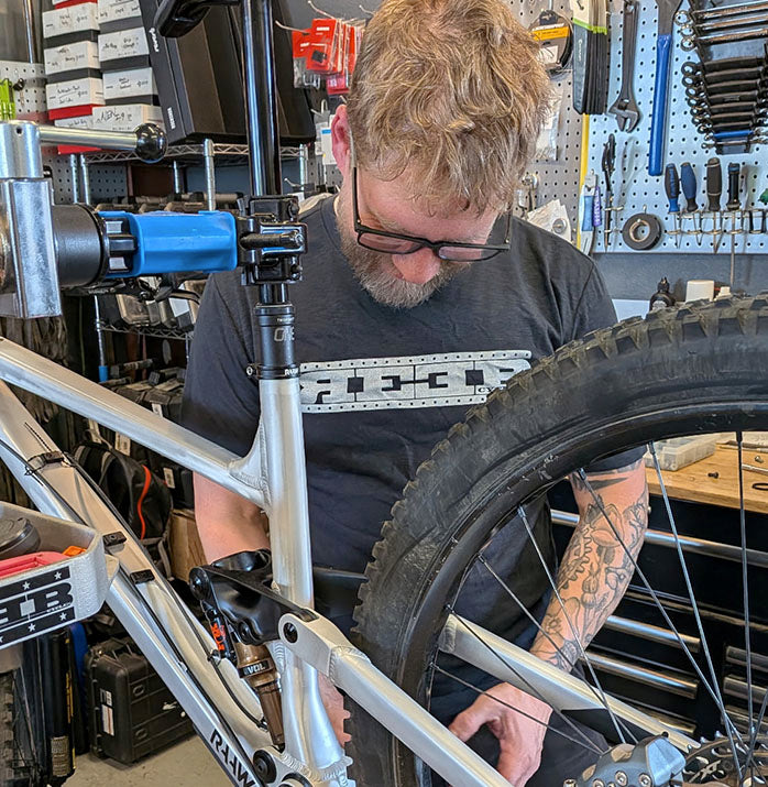 REEB Stars and Bars Tech T